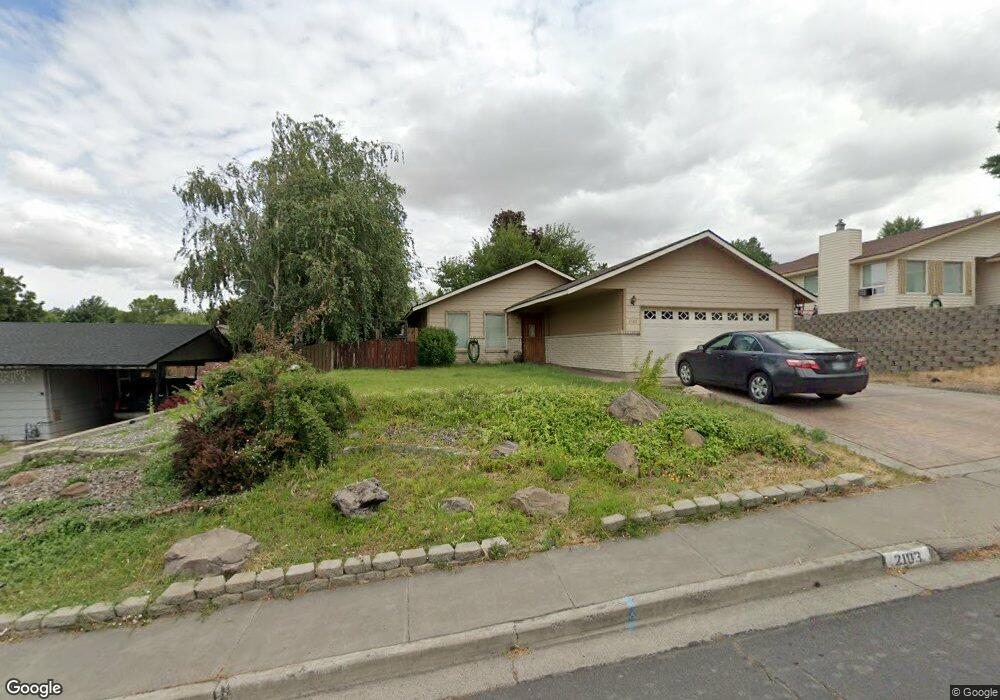 2103 SW Quinney Dr, Pendleton, OR 97801 - photo 1