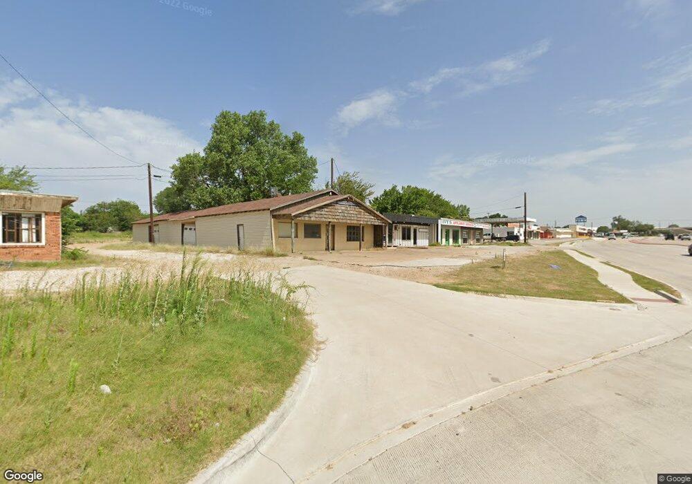 1216 Fort Worth Dr, Denton, TX 76205 - photo 1