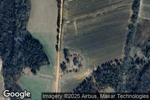 7056 Old Coffee Rd, Wray, GA 31798