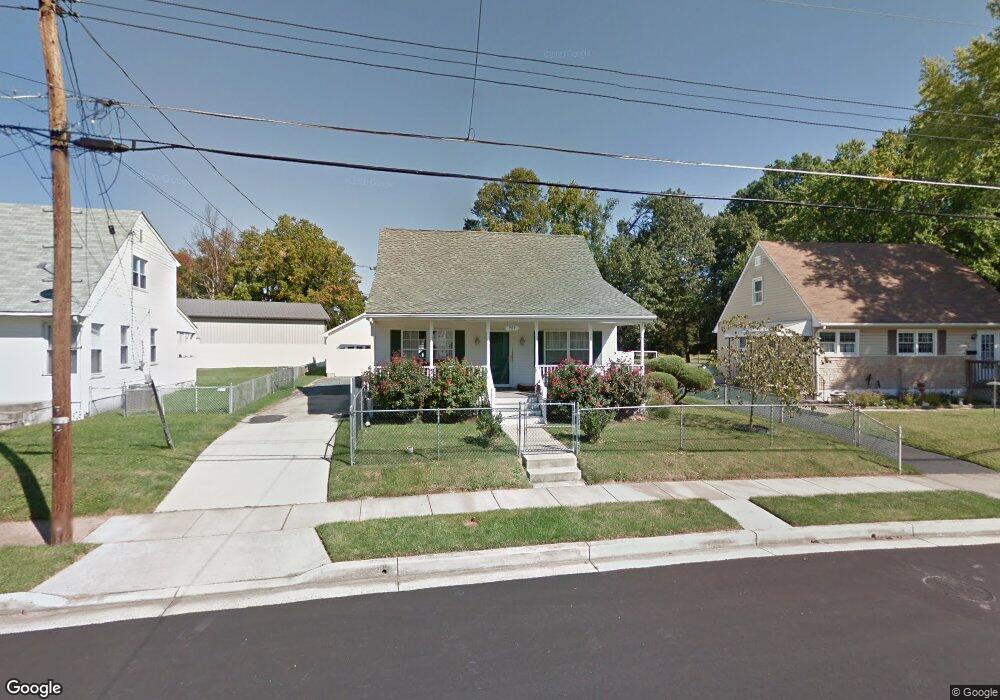 964 Lance Ave, Essex, MD 21221 - photo 1