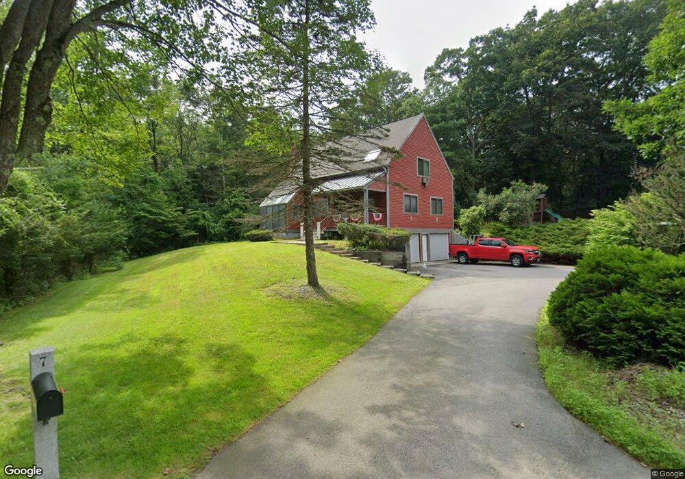 7 Oriole Rd, Windham, NH 03087 - photo 1