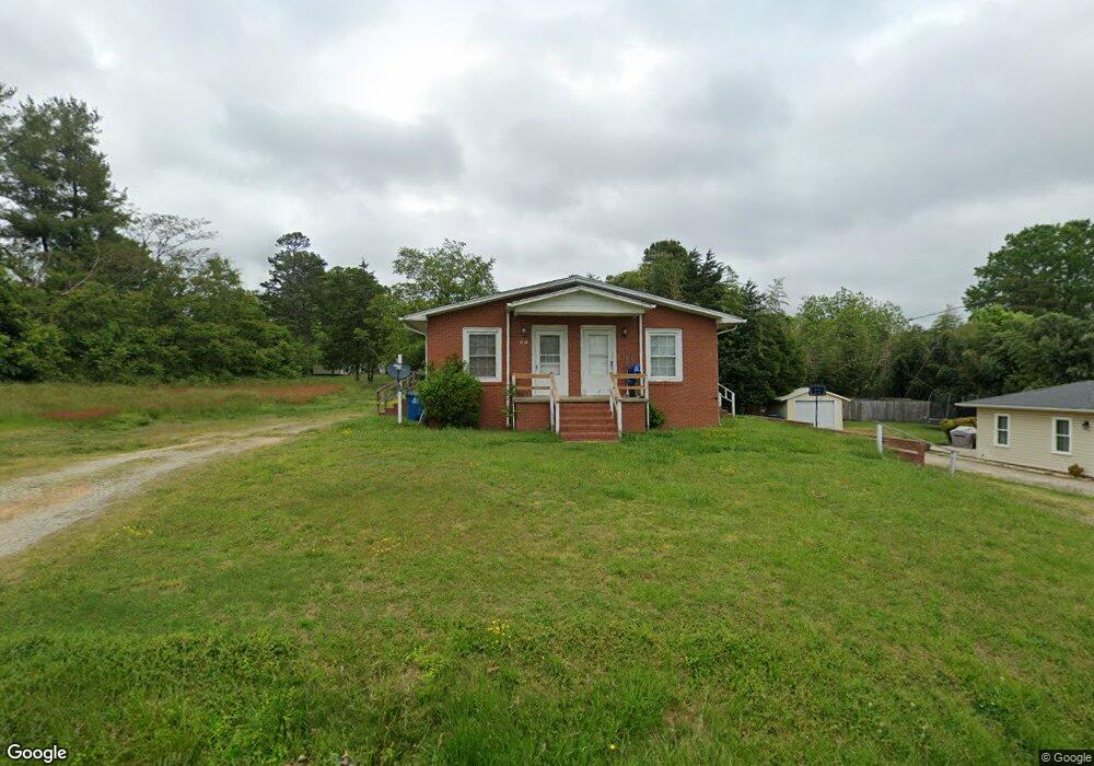 525 Weaver Ave unit A, Archdale, NC 27263 - photo 1