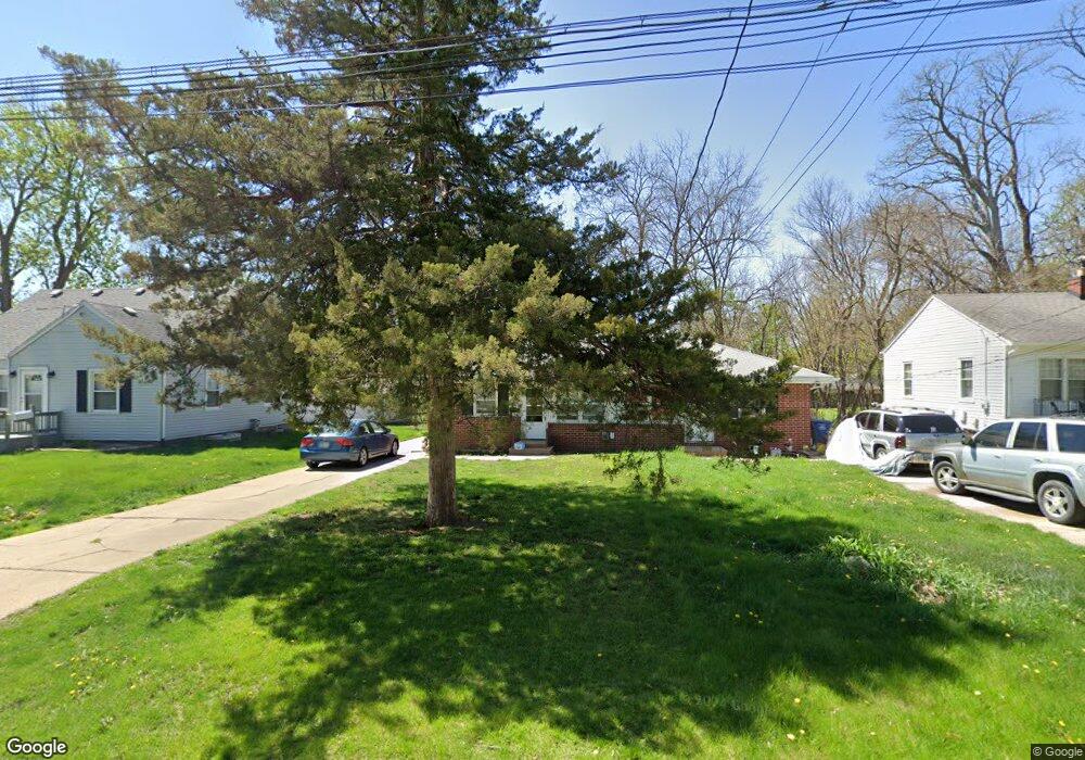 2816 53rd St, Des Moines, IA 50310 - photo 1