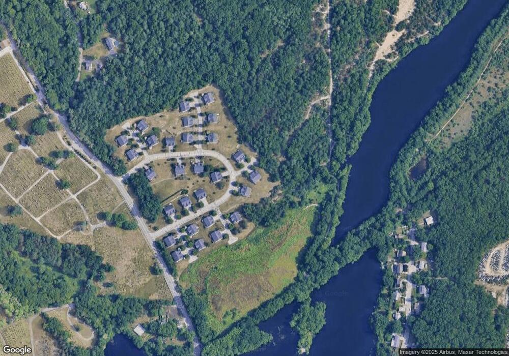 34 Fox Run Rd, Blackstone, MA 01504 - photo 1