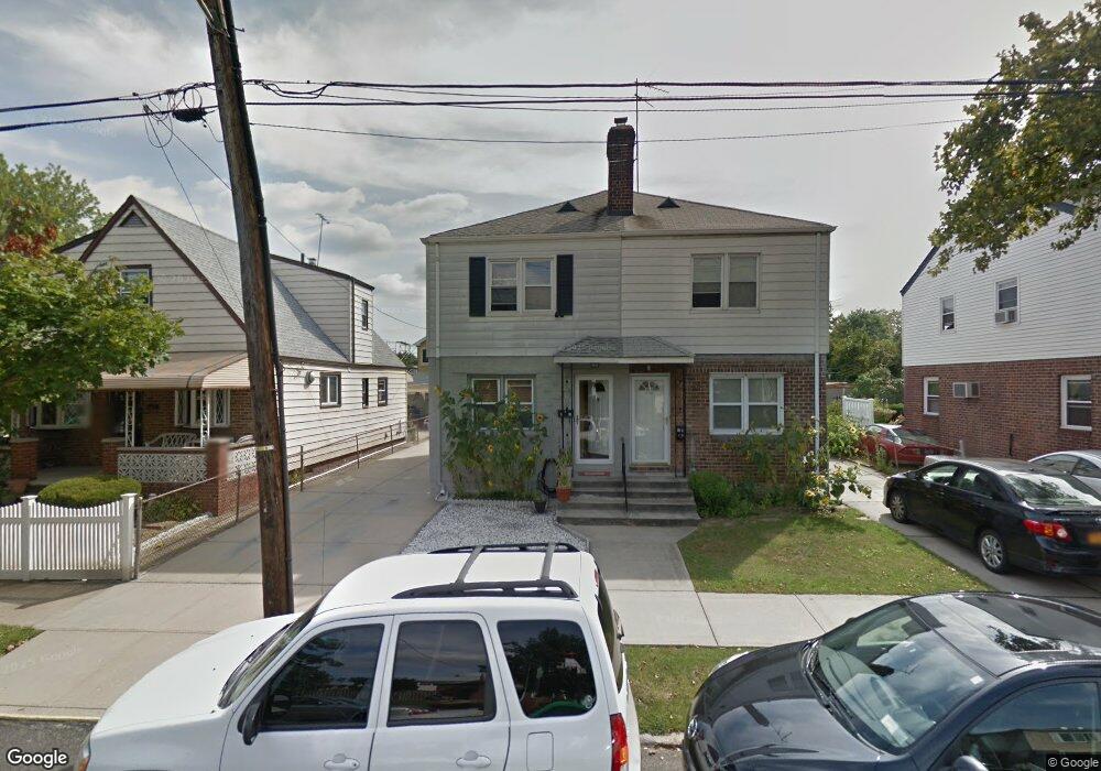 6305 138th St, Flushing, NY 11367 - photo 1