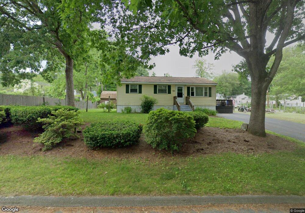 14 Nutmeg Ln, MerriMacK, NH 03054 - photo 1