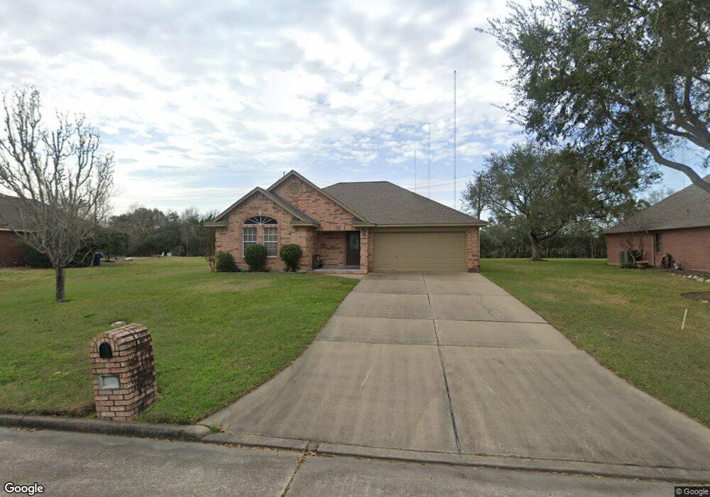 530 Dovedale Ln, Alvin, TX 77511 - photo 1