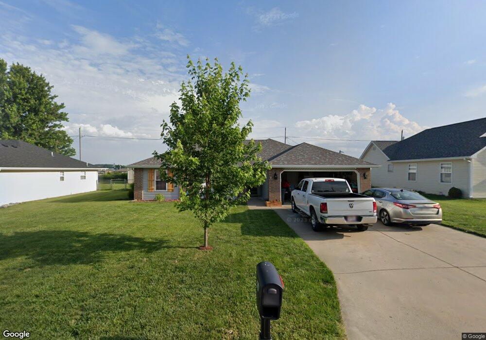 804 W Pearl St, Bolivar, MO 65613 - photo 1