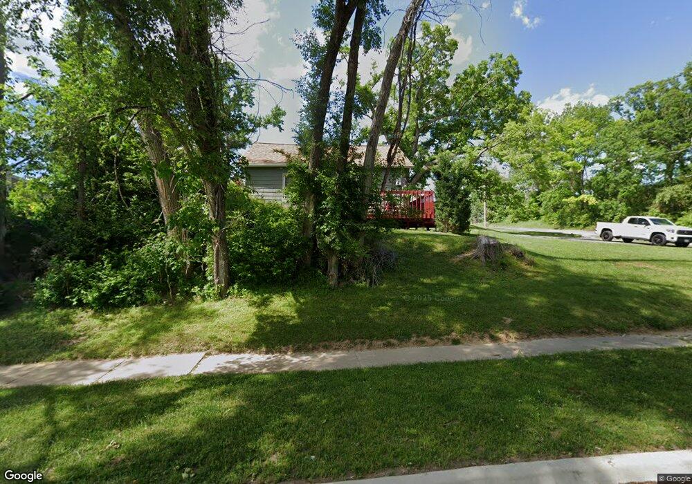 1343 42nd St SE, Cedar Rapids, IA 52403 - photo 1