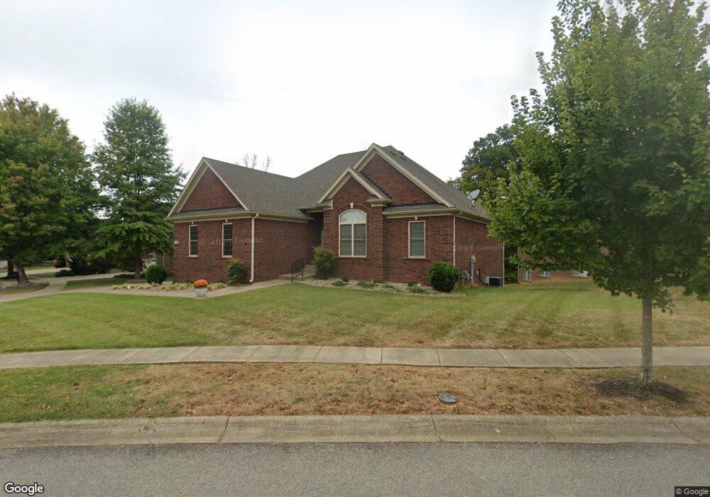 11122 Radleigh Ln, Louisville, KY 40291 - photo 1