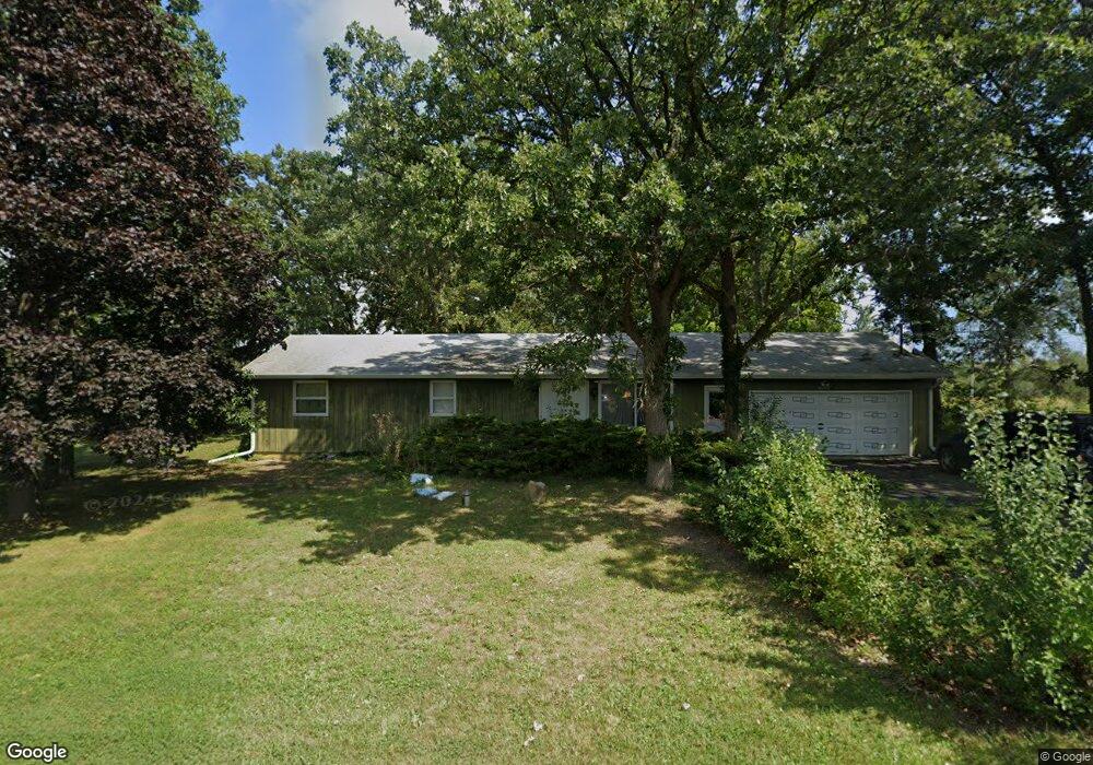 36033 N Adelphi Ave, Waukegan, IL 60087 - photo 1