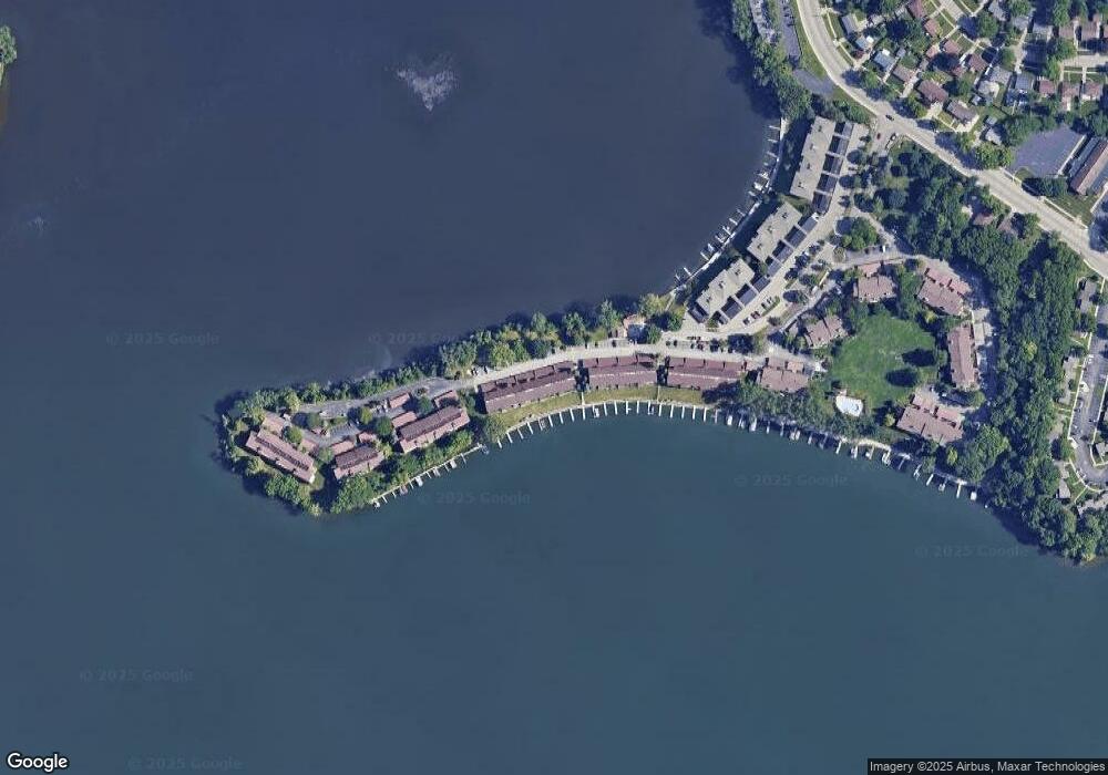 812 Cliffs #302f Dr, Ypsilanti, MI 48198 - photo 1