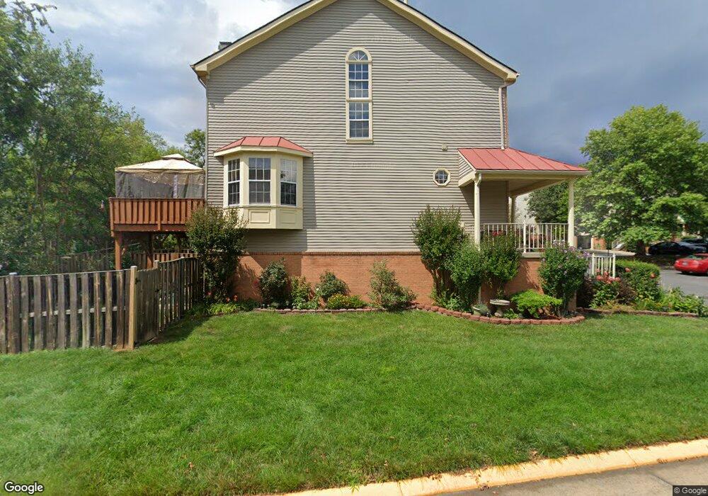 14034 Winding Ridge Ln, Centreville, VA 20121 - photo 1