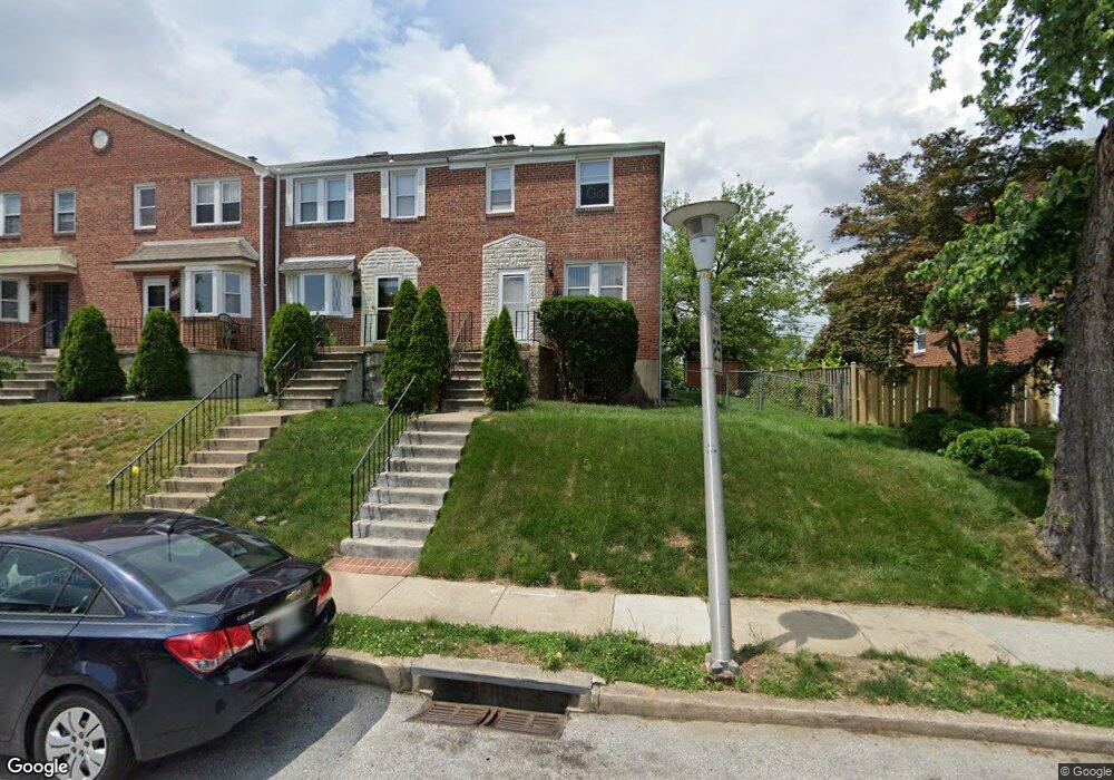 4906 Westhills Rd, Baltimore, MD 21229 - photo 1