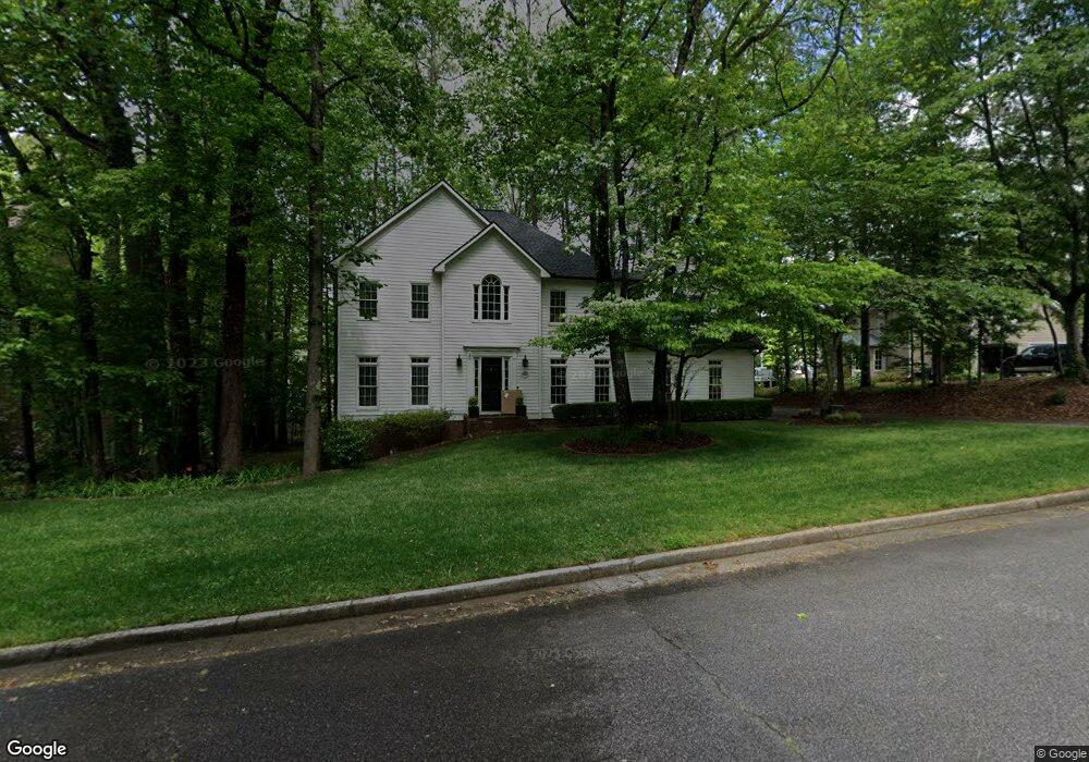 4851 Hunters Oaks Ln, Alpharetta, GA 30009 - photo 1