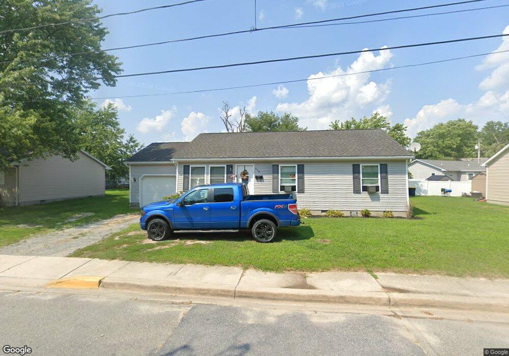 534 Center St, Laurel, DE 19956 - photo 1