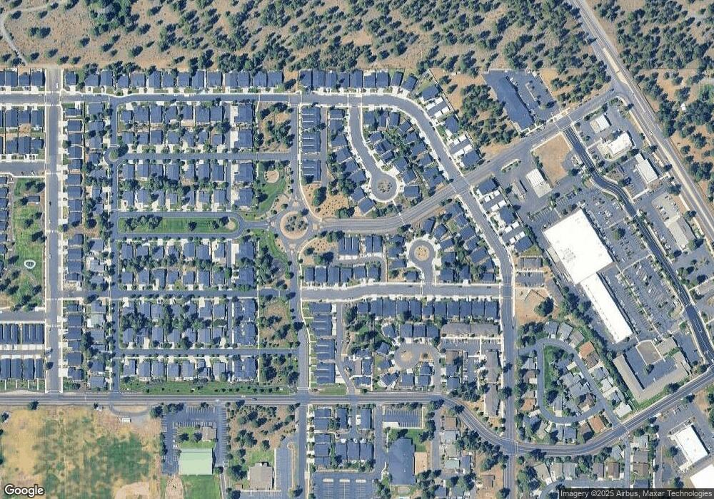 1267 W Rail Way, Sisters, OR 97759 - photo 1