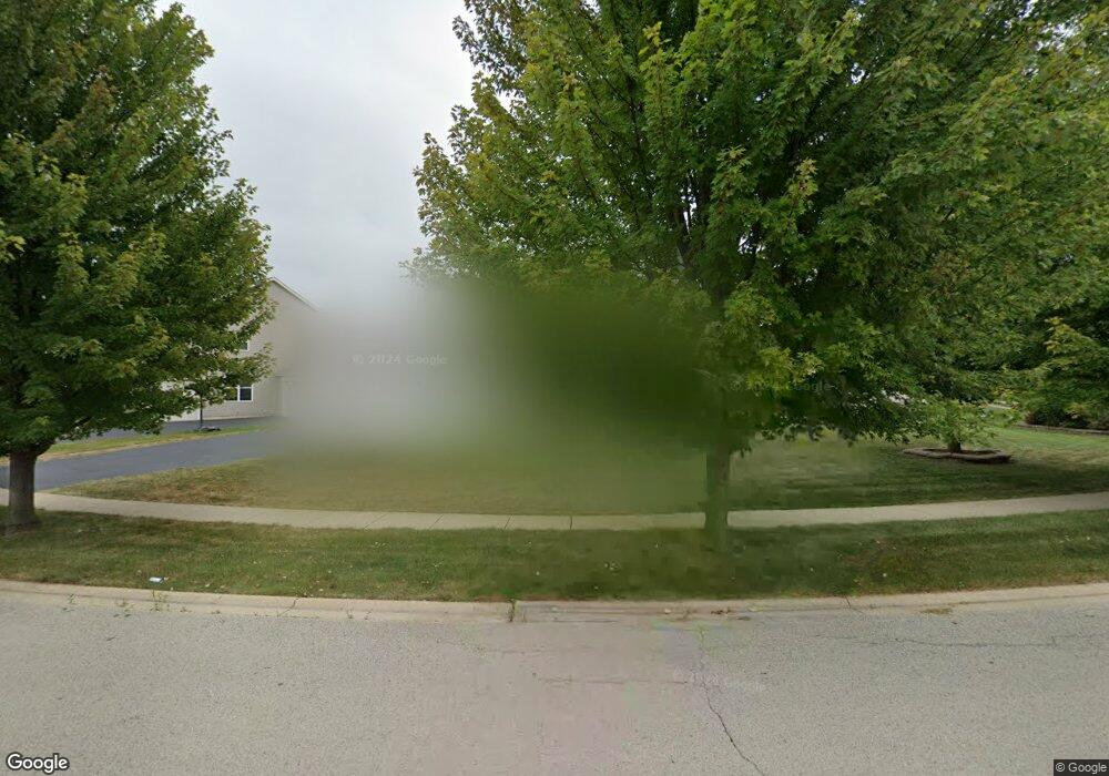 610 Vista Dr, Oswego, IL 60543 - photo 1