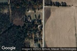 9207 Star Ln, Beardstown, IL 62618