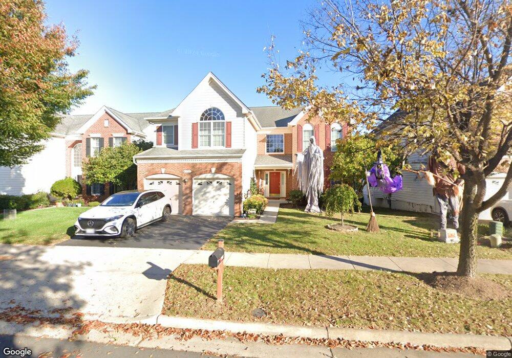 43072 Hallmark St, Chantilly, VA 20152 - photo 1