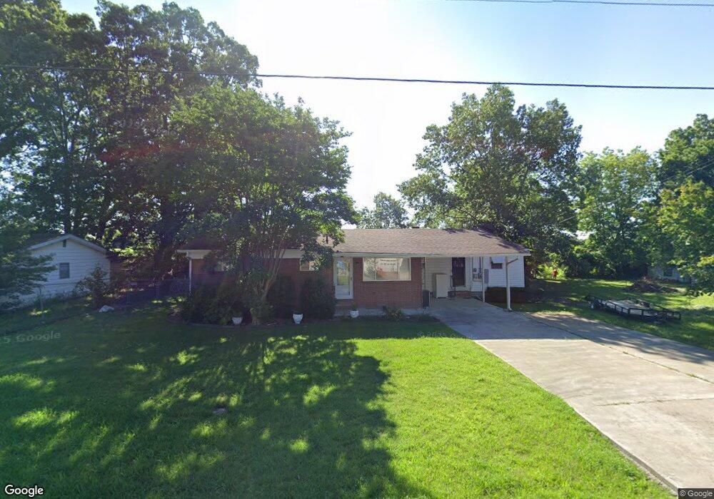 203 Magnolia Dr, Paragould, AR 72450 - photo 1