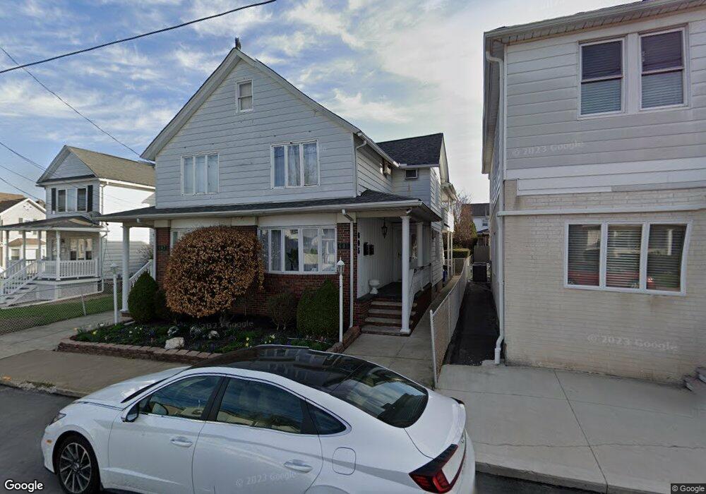 605 Oak St unit 607, Old Forge, PA 18518 - photo 1