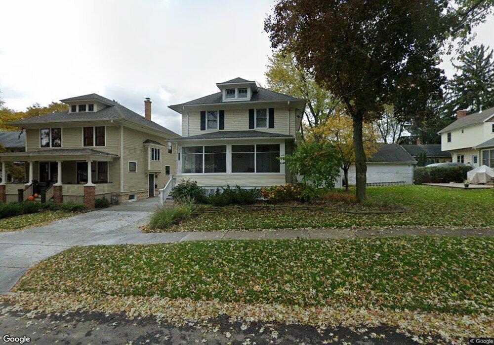 330 Illinois Ave, Batavia, IL 60510 - photo 1