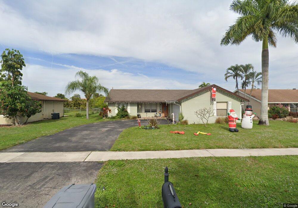 9381 Gettysburg Rd, Boca Raton, FL 33434 - photo 1