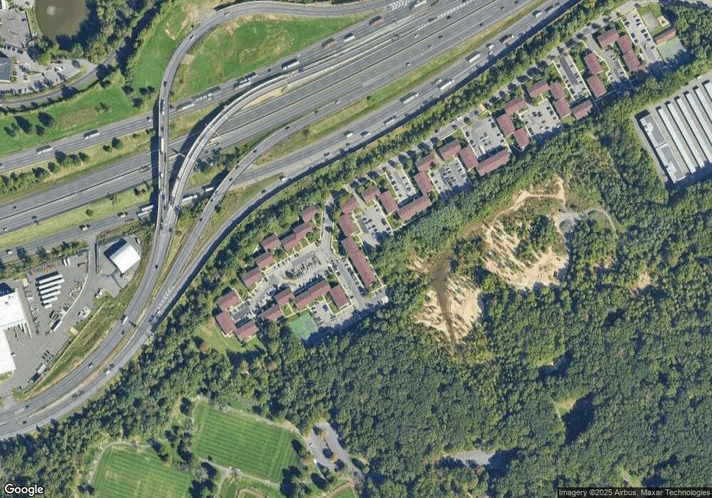 715 Cricket Ln, Woodbridge, NJ 07095 - photo 1