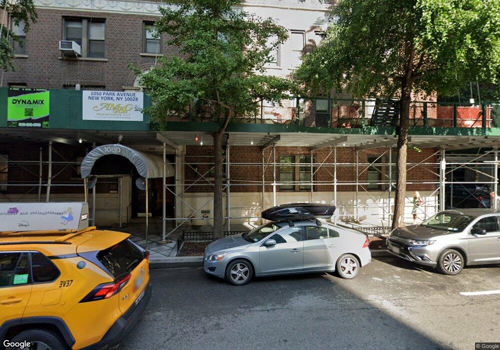 1050 Park Ave unit 8C, New York, NY 10028 - photo 1