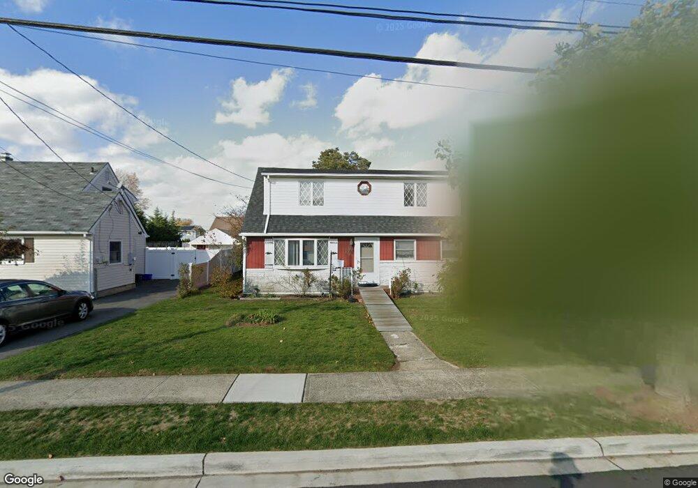 171 Byrd St, Oceanside, NY 11572 - photo 1