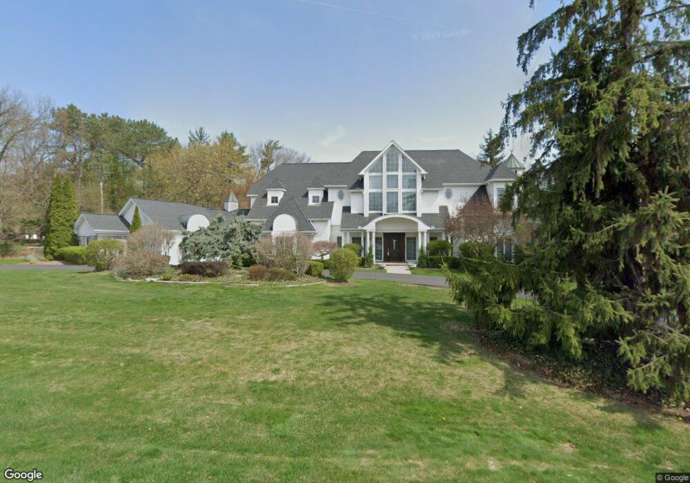 3761 Lakecrest Dr, Bloomfield Hills, MI 48304 - photo 1