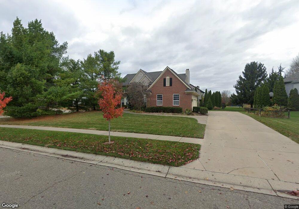 2964 Greenbrooke Ln, West Bloomfield, MI 48324 - photo 1