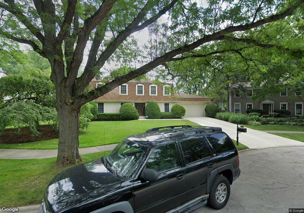 1818 Deerpath Ct, Naperville, IL 60565 - photo 1