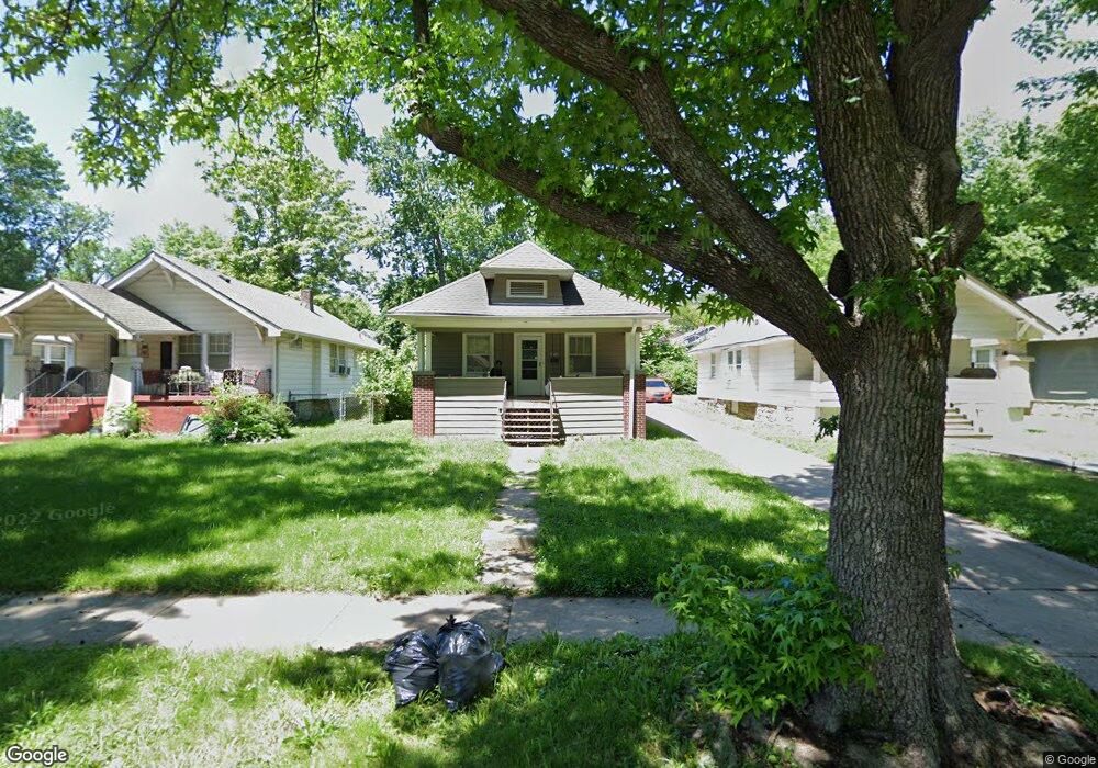 5708 Brooklyn Ave, Kansas City, MO 64130 - photo 1