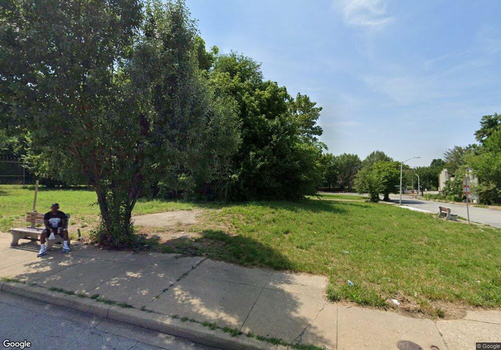 1041 W Mulberry St, Baltimore, MD 21223 - photo 1