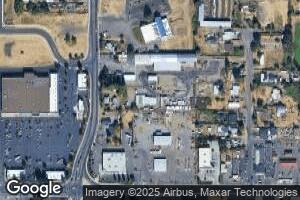 114 N Ross Ln, Medford, OR 97501
