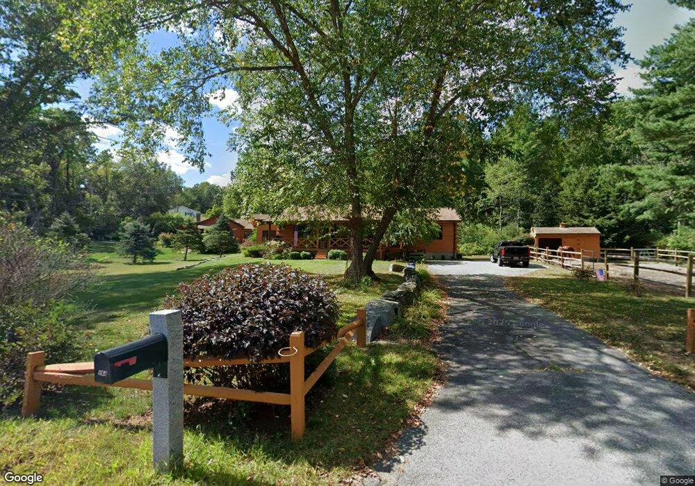 164 Kemp St, Dunstable, MA 01827 - photo 1