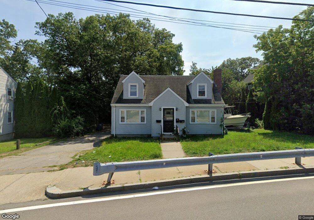 561 Sea St unit 2, Quincy, MA 02169 - photo 1