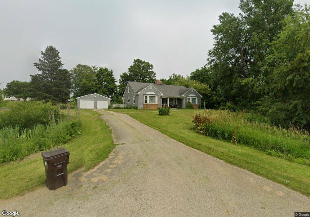 8904 W Farmington Rd, Hanna City, IL 61536 - photo 1