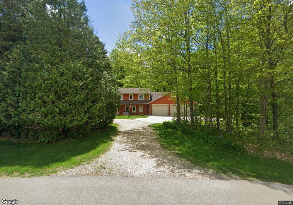 5607 Butternut Dr, Kewaskum, WI 53040 - photo 1