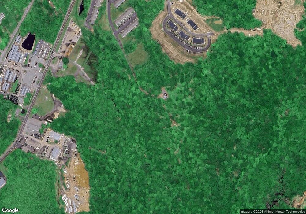 502 Lake Vista Dr unit 502, East Hampton, CT 06424 - photo 1