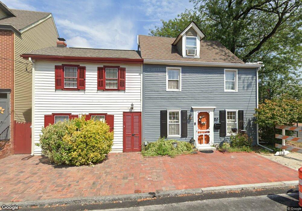 201 Chestnut St unit 1, New Castle, DE 19720 - photo 1