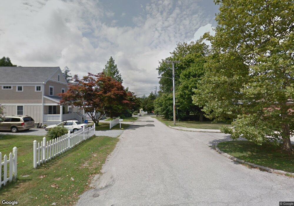 112 Swinburne Row, Newport, RI 02840 - photo 1