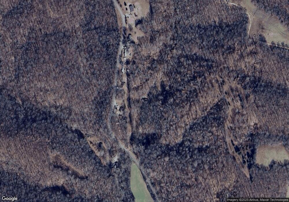 731 Waverly Rd, Tennessee Ridge, TN 37178 - photo 1