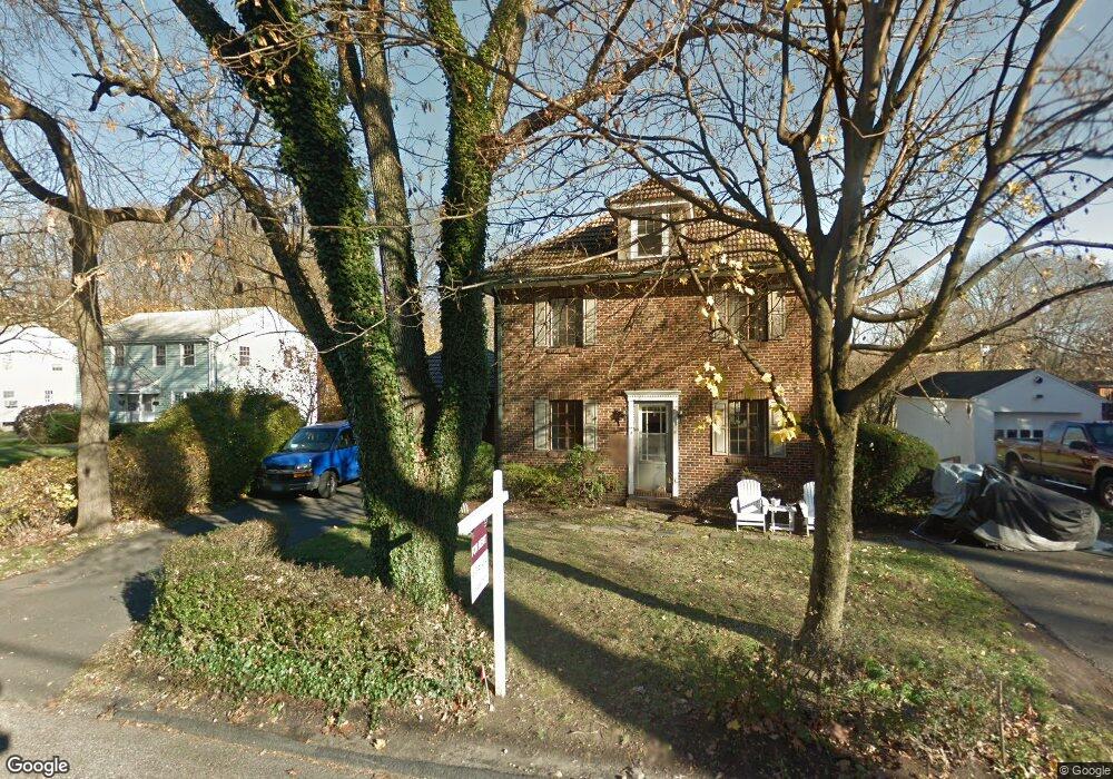 204 Summer St, New Canaan, CT 06840 - photo 1