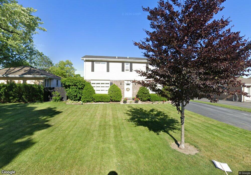 567 N Willow Rd, Elmhurst, IL 60126 - photo 1