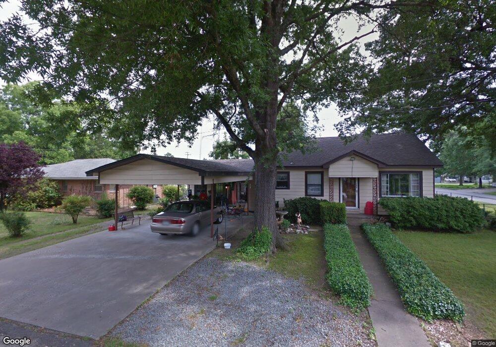 109 W 15th St, Stuttgart, AR 72160 - photo 1