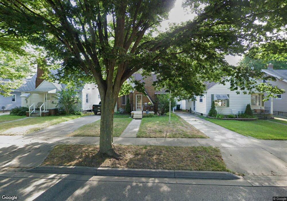 912 Cleo St, Lansing, MI 48915 - photo 1