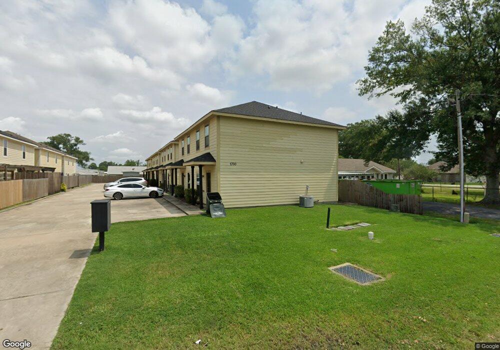 1700 Mignonette C Rd, Lake Charles, LA 70605 - photo 1